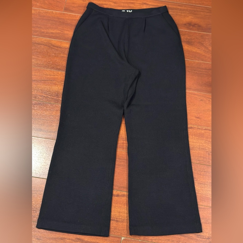 St. John Black Wide-Leg Pull-On Knit Pants